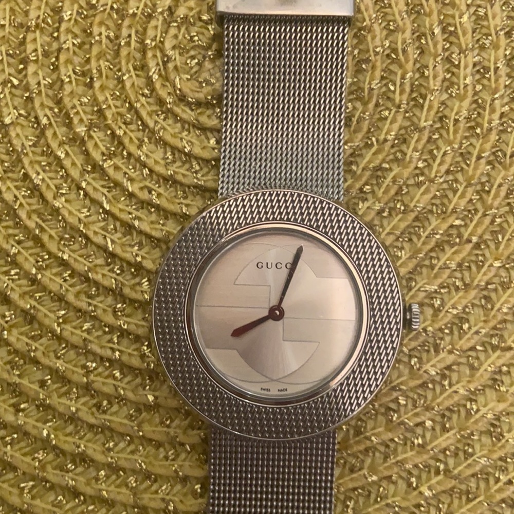 Authentic Gucci watch - Picture 2 of 9